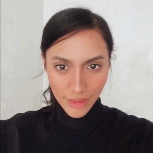 Meet your Posher, Nina